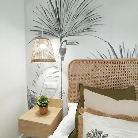 Junto A Ayuntamiento Y Playa Apartment *